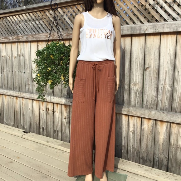 DRAWSTRING WAIST WIDE LEG PANTS WITH POCKETS ๐บ๐ธ - Picture 2 of 12